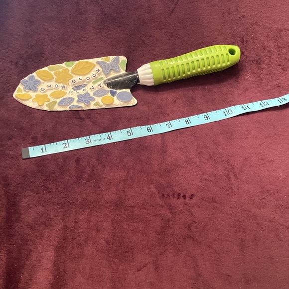Mosaic garden trowel yard art “grow bloom plant”handcraftedfted - Picture 4 of 4